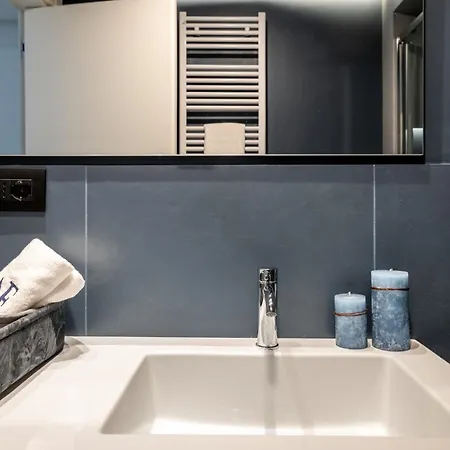 Lägenhet Ermes & Bari